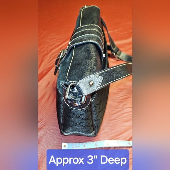 Aigner Monogrammed Canvas & Leather Shoulder Bag w/Signature "A" Logo E.U.C. - Picture 11 of 12